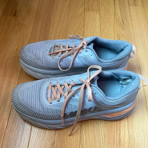 Hoka Shoes - Hoka One Women’s Bondi 7 Gray Peach Orange Running Shoes